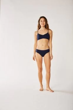 Stinson Bottom - Women's -Outdoor Clothing Shop 1035993702 Carve StinsonBottom Navy Wmns Front