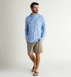 Bamboo Lightweight Hoody - Men's 12 Bamboo Lightweight Hoody - Men's -Outdoor Clothing Shop 1036005467 Freefly BambooLightweightHoody ClearwaterCamo Mens Front